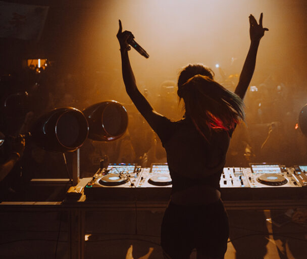 DJ Monitoring